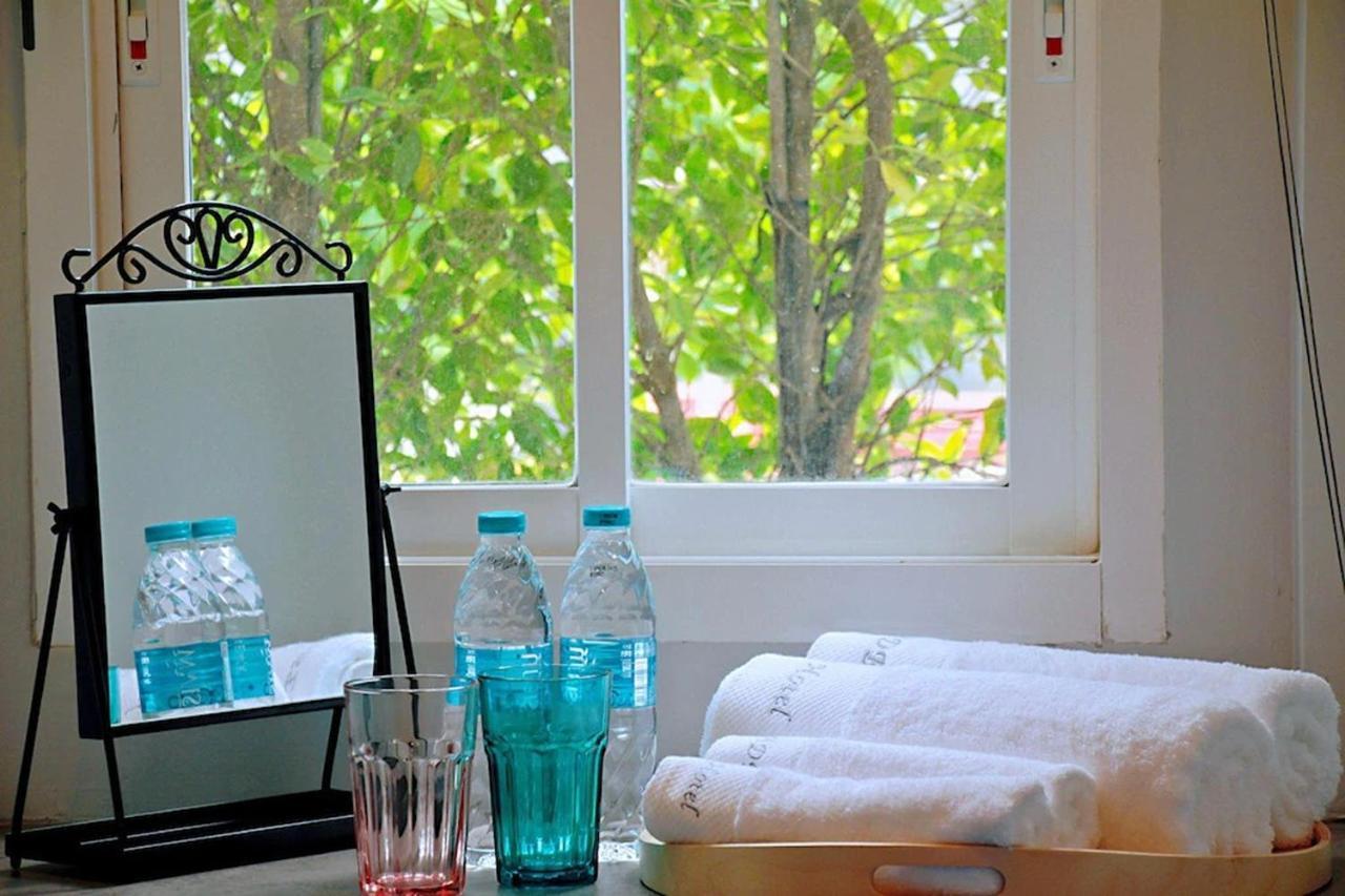 R 17 Living Hotel กรุงเทพมหานคร ภายนอก รูปภาพ