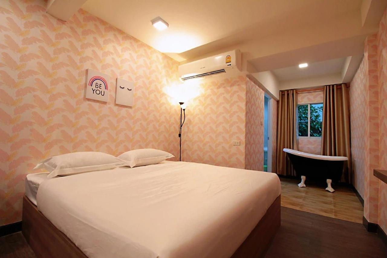 R 17 Living Hotel กรุงเทพมหานคร ภายนอก รูปภาพ
